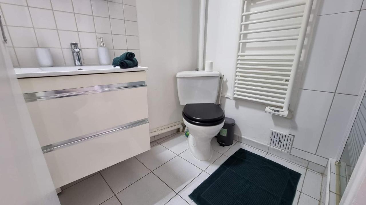 Iloc Studio Massy Appartement Massy  Buitenkant foto